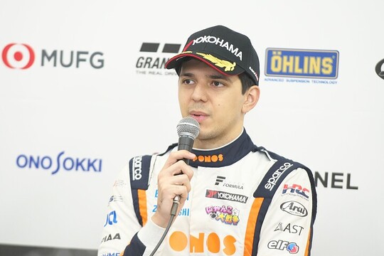 決勝記者会見: 決勝2位のイゴール・オオムラ・フラガ(PONOS NAKAJIMA RACING) 決勝記者会見: 決勝2位のイゴール・オオムラ・フラガ(PONOS NAKAJIMA RACING)