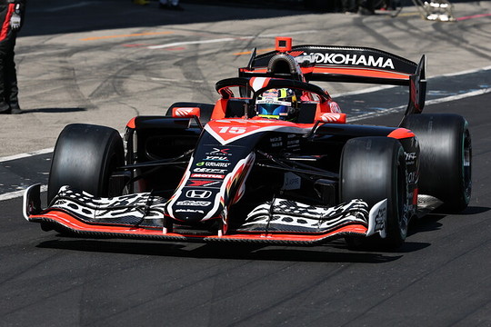 予選2位は岩佐歩夢（AUTOBACS MUGEN SF23）