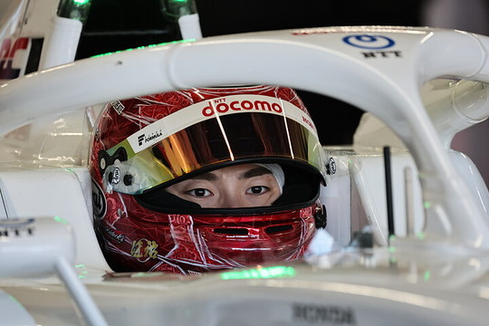 予選5位の牧野任祐（DOCOMO TEAM DANDELION RACING）