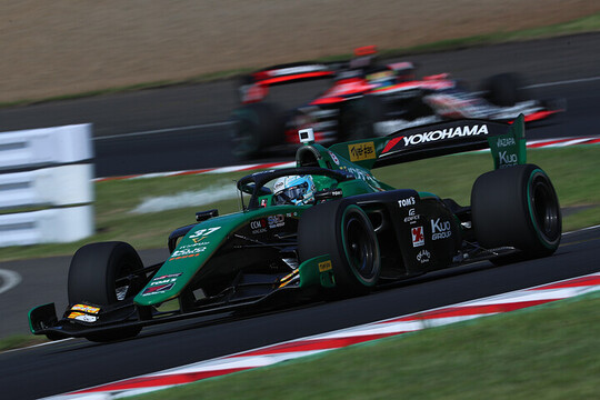 予選2位はサッシャ・フェネストラズ（VANTELIN TOM\'S SF23）