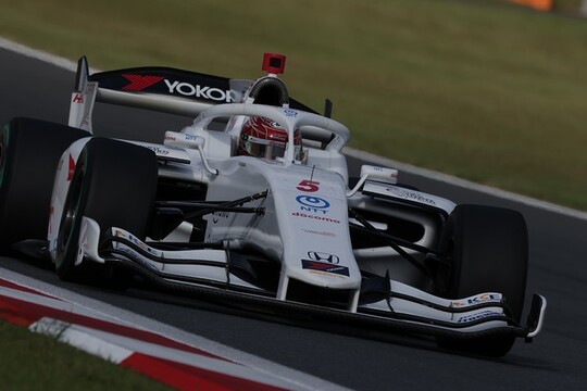 フリー走行1回目7位、2回目トップの牧野任祐（DOCOMO DANDELION M5S SF23）