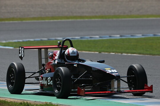 ジェントルマンクラス優勝は畠山泰三（Hobbybase&zap-ED）