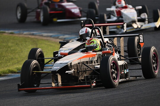 決勝6位は向畑疾走（ファーストガレージ制動屋S2）