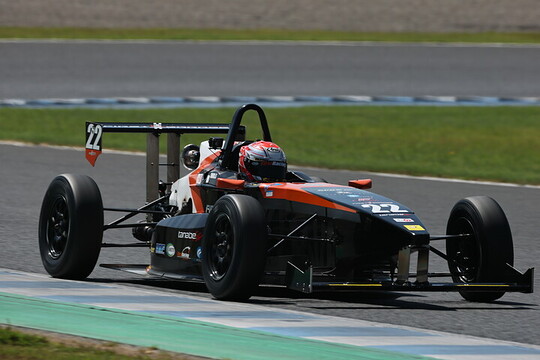 予選3位は酒井翔太（ファーストガレージKK-S2）