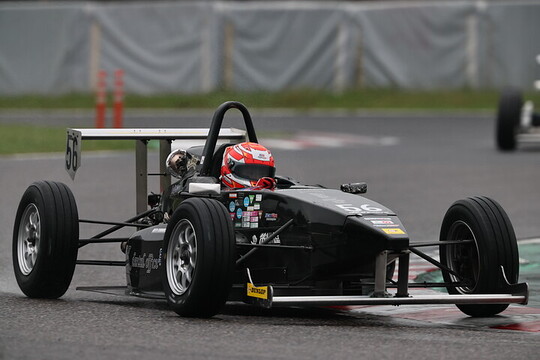 予選3位は箕浦稜己(MYST SEIDOYA KK-SII) 予選3位は箕浦稜己(MYST SEIDOYA KK-SII)