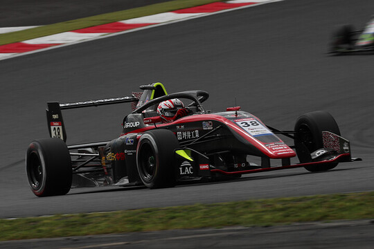 予選2位は小林利徠斗（モビリティ中京 TOM\'S TGR-DC SFL ）