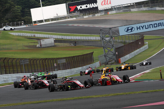 決勝がスタートした