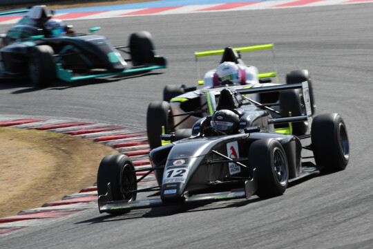 決勝3位はユゥー・デ・ルー（EIKO AKILAND F110）