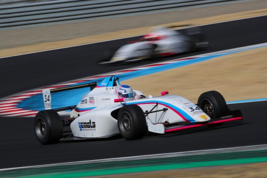 予選2位は山岡宗磨（Drago CORSE）