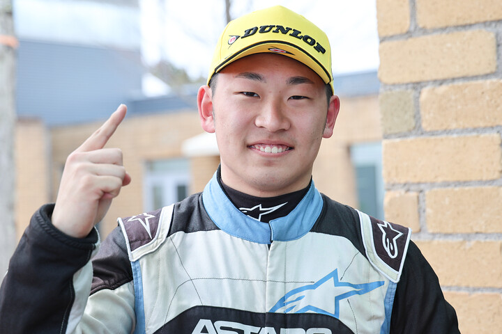 S-FJ: 優勝した藤井翔太（Dorago CORSE）