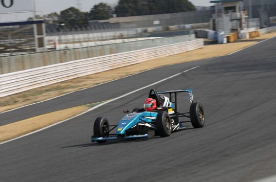 安西柊馬（ELEVレーシング10V ED）