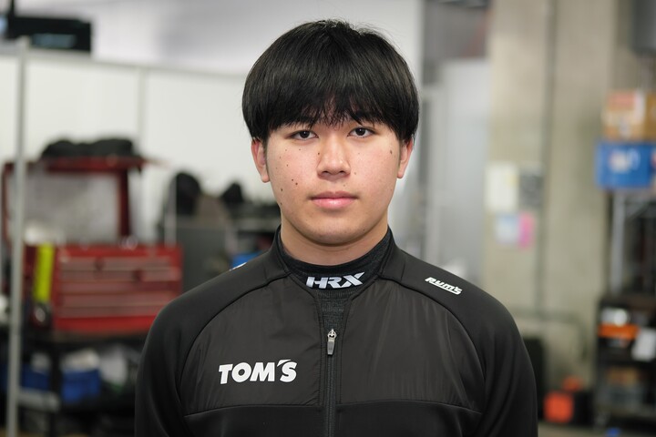 第2戦でポールポジションを獲得した梅垣清（TOM'S）