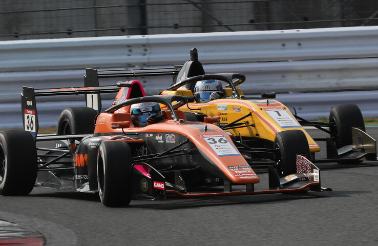 オスカー・ブルツとエヴァン・ジルテールの争い