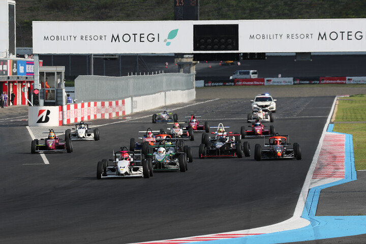 決勝のスタートシーン