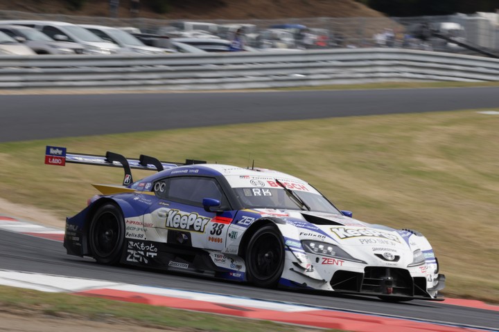 GT500クラス決勝2位はKeePer CERUMO GR Supra（大湯都史樹／小林利徠斗）