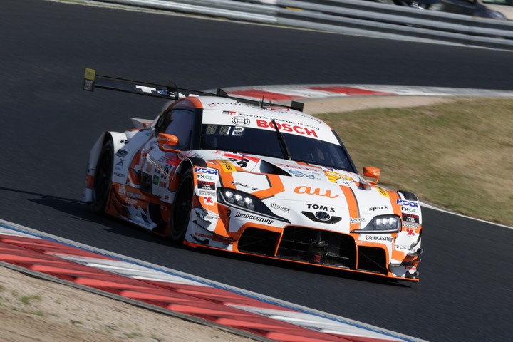GT500クラス予選2位はau TOM'S GR Supra（坪井翔／山下健太）