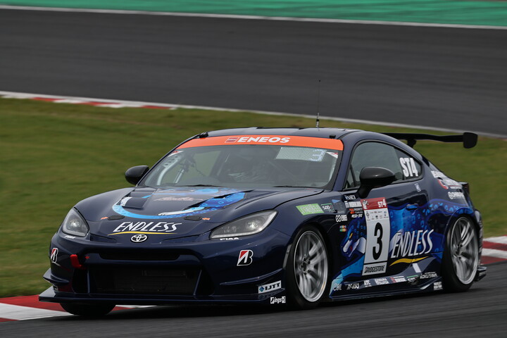 ST-4クラス決勝2位は3号車ENDLESS GR86（坂裕之／菅波冬悟／小林利徠斗／島谷篤史）