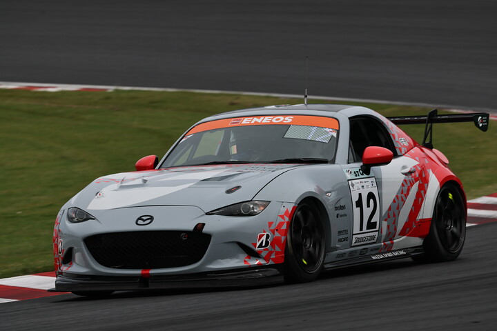 ST-Qクラス決勝2位は12号車MAZDA SPIRIT RACING RS Future concept（川田浩史／堤優威／阪口良平／前⽥育男）