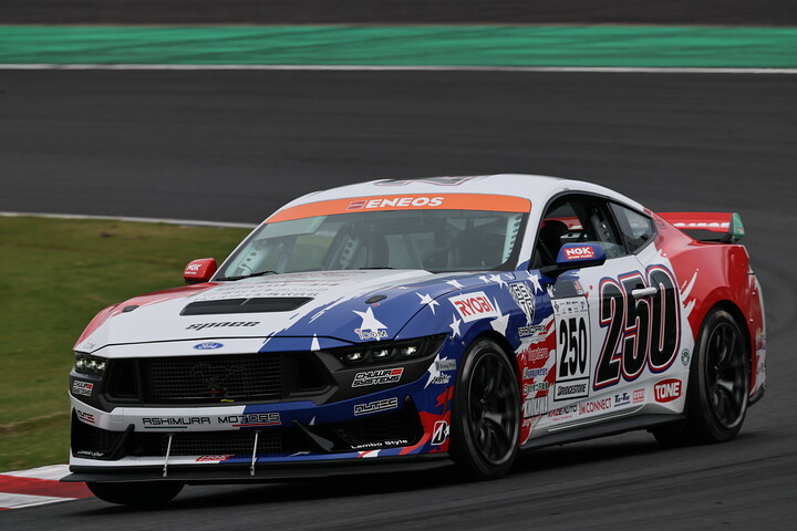 ST-USAクラス優勝は250号車BRP★HOJUST MUSTANG DHR（猪爪杏奈／大野尊久／奥村浩一／竹本優月輝）