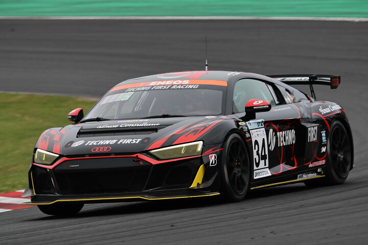 ST-Zクラス決勝3位は34号車TECHNO FIRST R8 LMS GT4（加納政樹／大草りき／安田裕信／イゴール・オオムラ・フラガ）