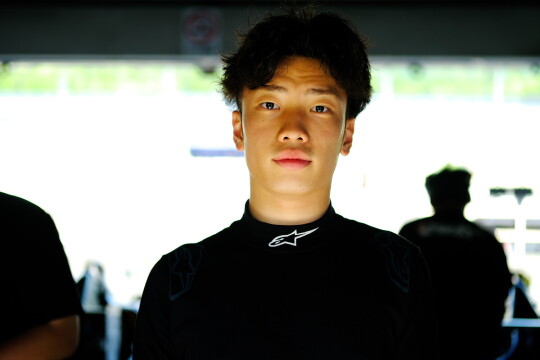 レース3予選5位、レース4予選3位の松井海翔（EAGLE SPORT SMK F110）