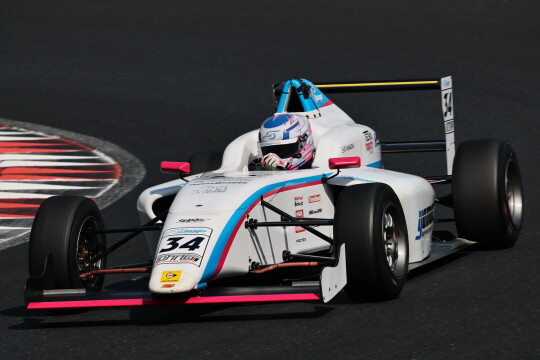 レース3予選3位、レース4予選2位は山岡宗磨（Drago CORSE）