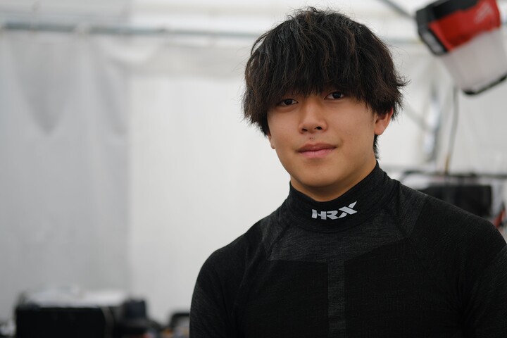 レース4予選2位、レース5予選3位の三浦柚貴（TOM'S TGR-DC）