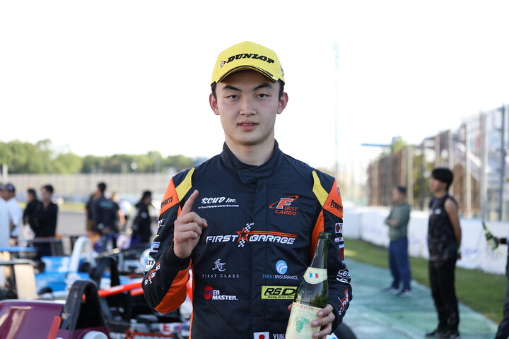 S-FJ：優勝した切替悠喜（ファーストガレージKKS2制動屋）