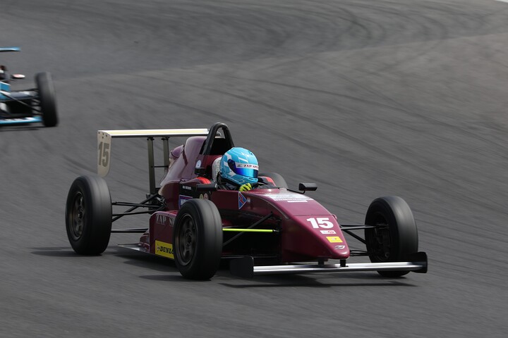 S-FJ：予選3位は相田有羽音（ZAP SPEED 10V ED）