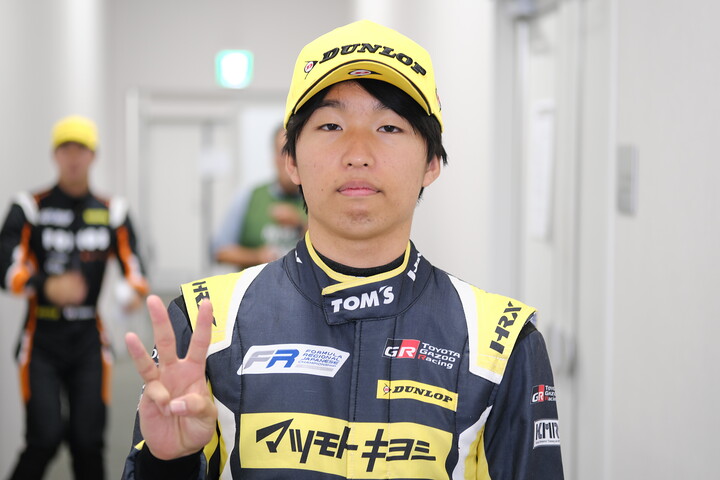 決勝3位の武藤雅奈（TOM'S TGR-DC ）