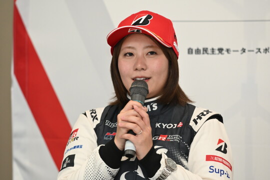 決勝記者会見:3位の斎藤愛未(TOM'S KYOJO)
