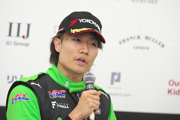 決勝記者会見：2位の松下信治（DELiGHTWORKS RACING）
