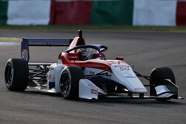 第7戦予選3位、第8戦予選2位は新原光太郎（HFDP WITH B-MAX RACING）