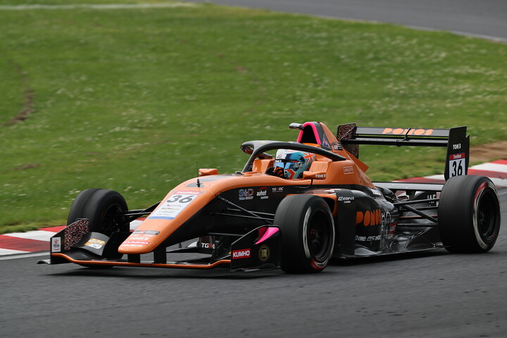 決勝3位はオスカー・ブルツ（PONOS Racing TOM'S TGR-DC SFL）