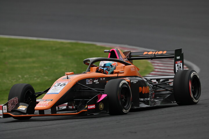 決勝4位はオスカー・ブルツ（PONOS Racing TOM'S TGR-DC SFL）