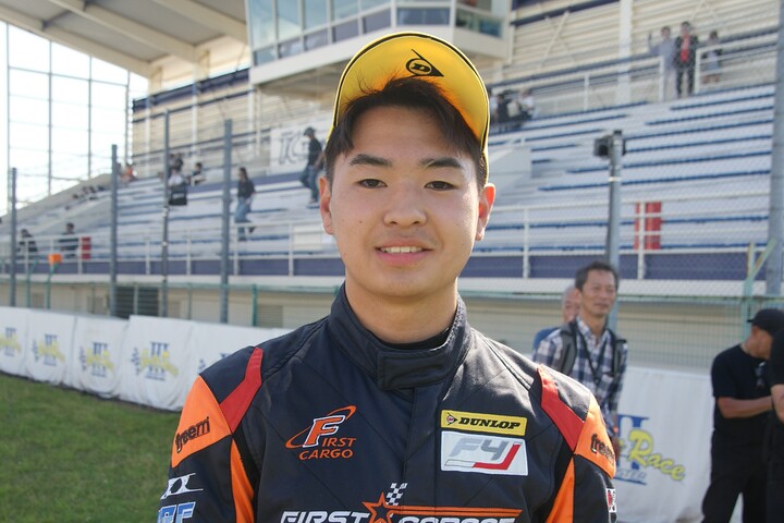 優勝した酒井翔太（ファーストガレージFG108）