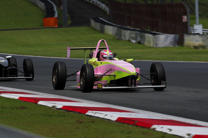 S-FJ：決勝3位は板倉慎哉（AMORE Racing with F）
