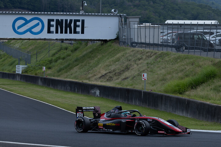 決勝3位は梅垣清（モビリティ中京TOM'S TGR-DC SFL）