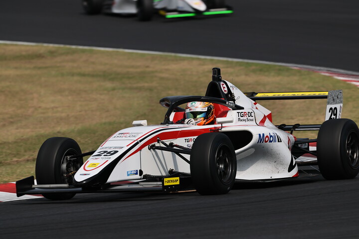 チャンピオンクラス：決勝3位は武藤雅奈（TGR-DC RS F4）