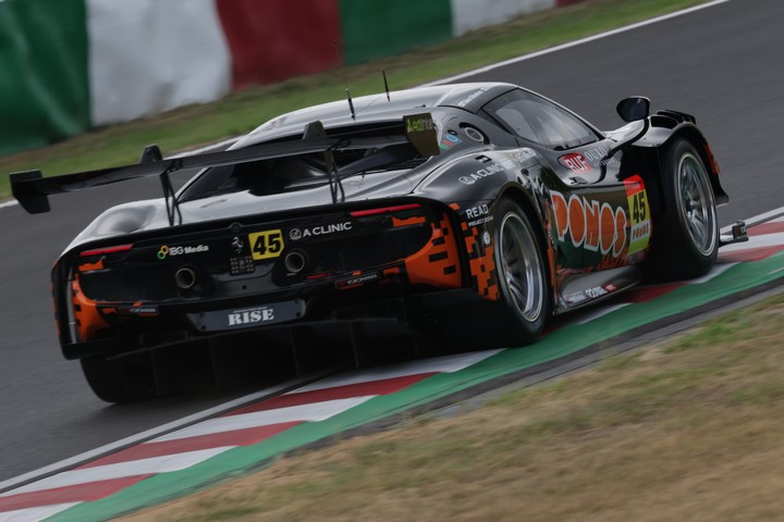 公式練習：GT300クラス3位はPONOS FERRARI 296 EVO（篠原拓朗／川端伸太朗）