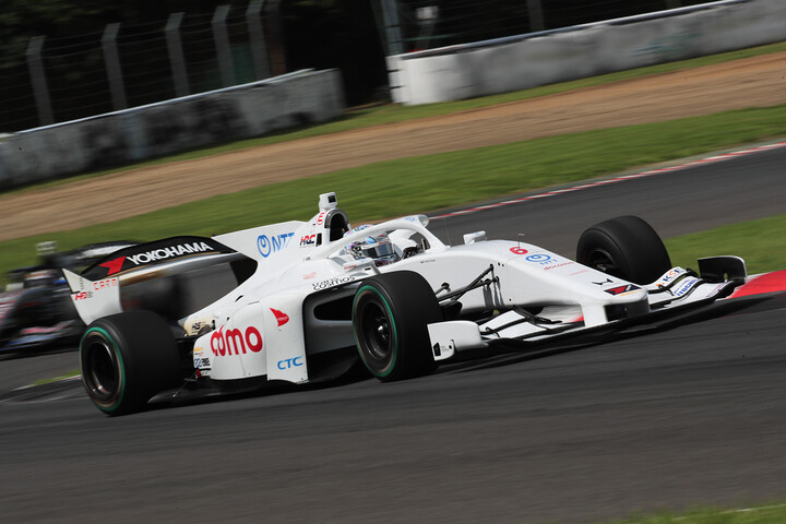 フリー走行1回目：2位は太田格之進（DOCOMO DANDELION M6Y SF23 ）
