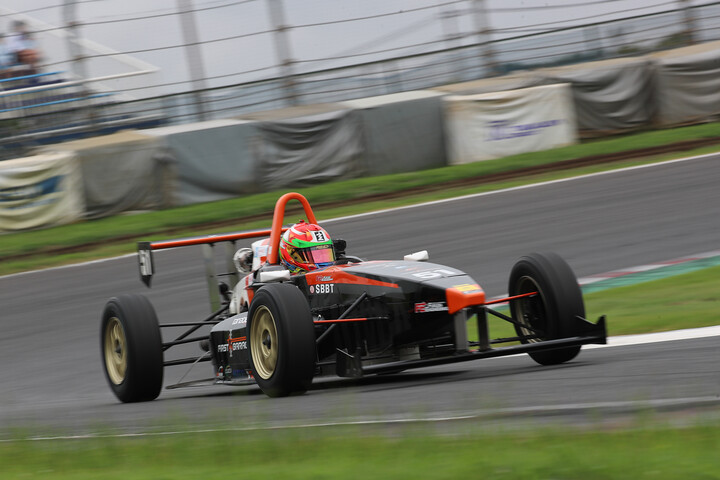 S-FJ：ポールポジションは切替悠喜（ファーストガレージRSD制動屋）