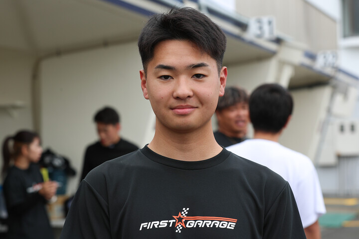 FJ1500：ポールポジションを獲得した酒井翔太（ファーストガレージ）