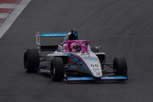 予選2位は下野璃央(Dr.Dry with Team IMPUL KC-MG01)
