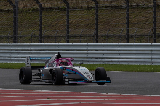 スプリント2位は下野璃央(Dr.Dry with Team IMPUL KC-MG01)
