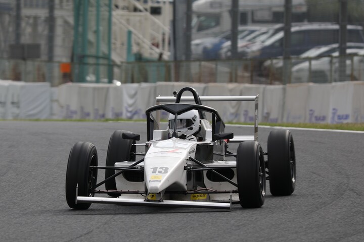 FJ1500：決勝3位はクリストファー・デワン（InfernoR. KK-F）