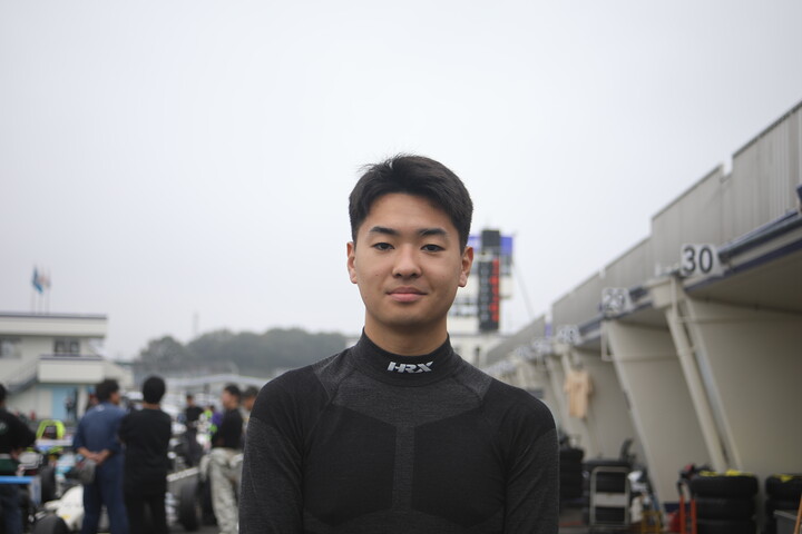 FJ1500：ポールポジションを獲得した酒井翔太（ファーストガレージ）