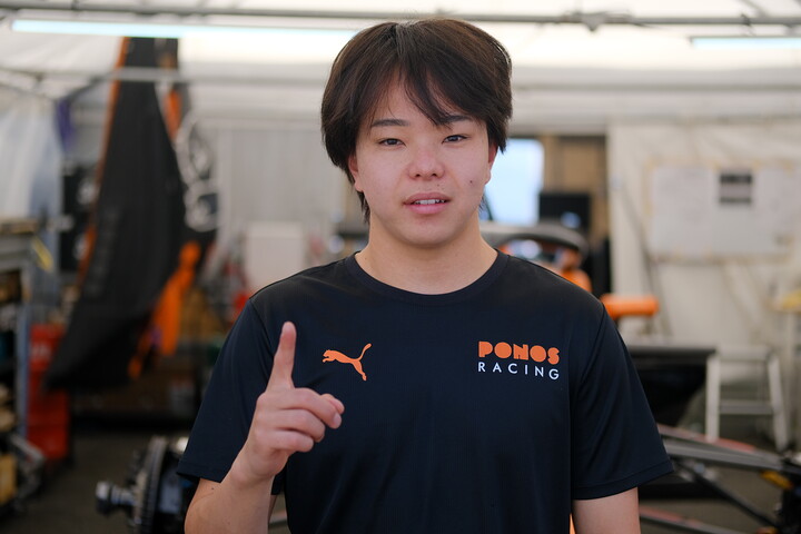 レース13で優勝した洞地遼⼤（PONOS RACING）