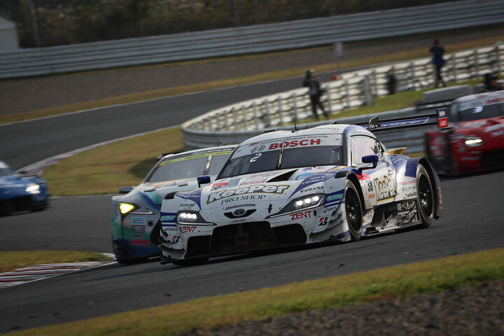 GT500クラス：決勝2位はKeePer CERUMO GR Supra（大湯都史樹／小林利徠斗）