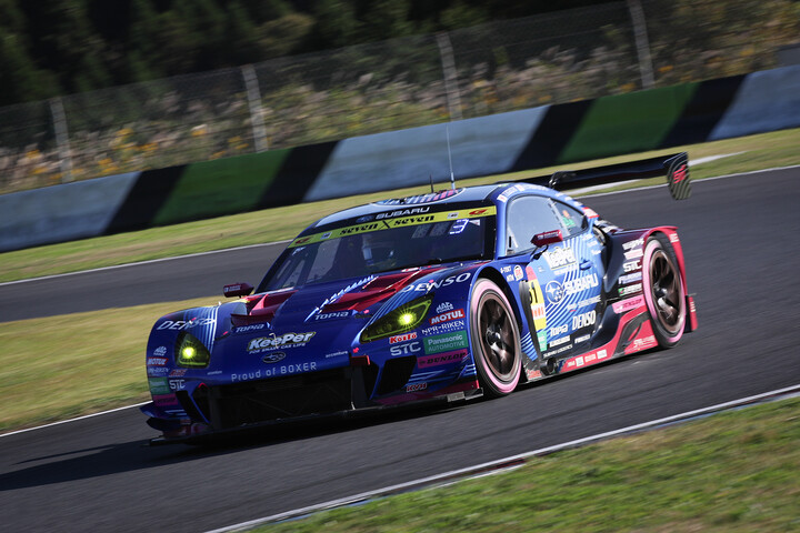 GT300クラスポールポジションはSUBARU BRZ R&D SPORT（井口卓人／山内英輝）